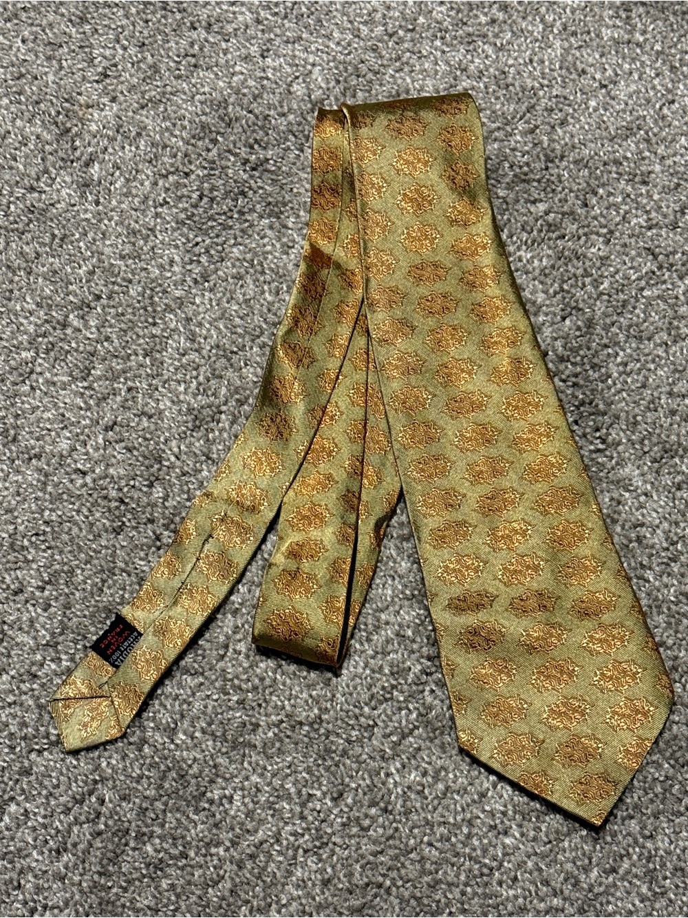 Rare Vintage Ties by Squire Gold Patterned Necktie – 100% Rhodia Acetate